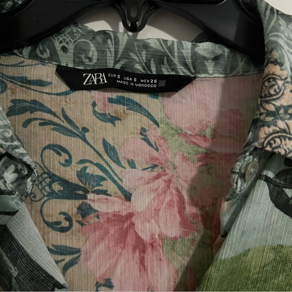 ZARA FLORAL BLOUSE SIZE S - Picture 3 of 3